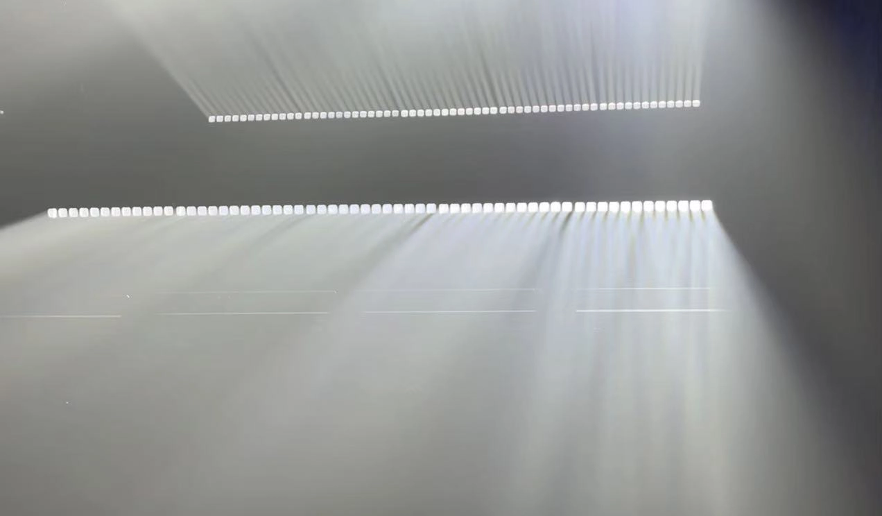 GML DIAMOND LINE 1060 LED Motorized Linear Fixture 1